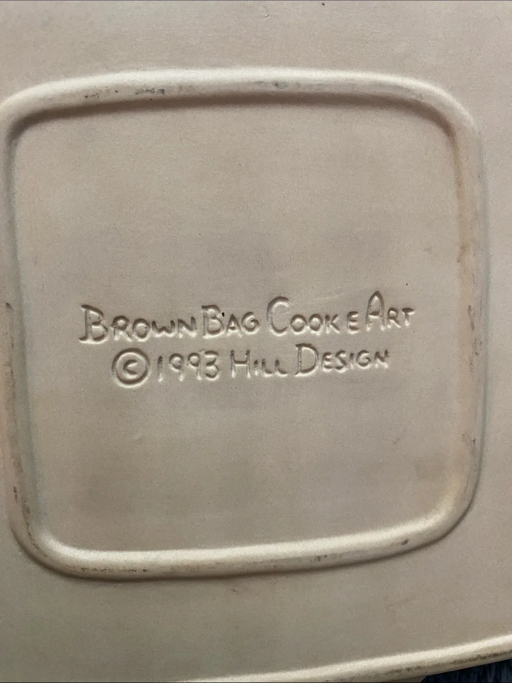 Vintage Ceramic Shortbread Pan - Picture 5 of 16